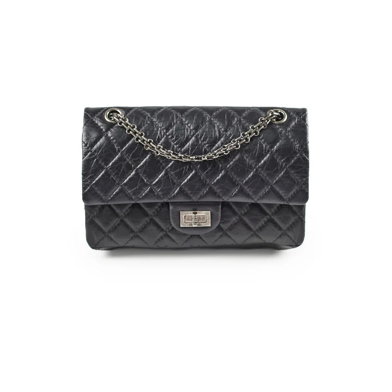 Chanel Reissue 225 Black