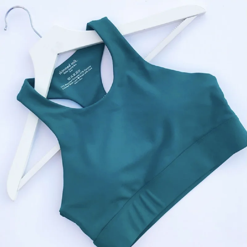 Sustainable Teal Pulse Sports Bra